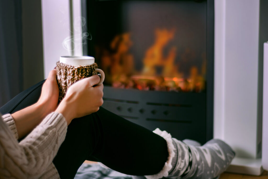 De Magie van een Doorkijkhaard Buiten: Meer dan Alleen Warmte () De Magie van een Doorkijkhaard Buiten: Meer dan Alleen Warmte