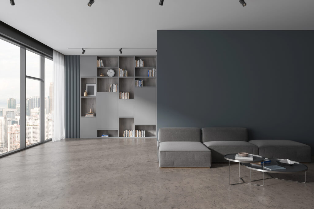 Moderne woonkamer met gietvloer en vloerverwarming